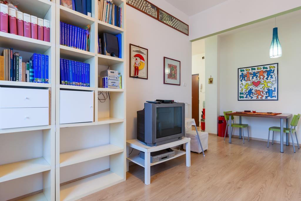 Leonardo - Bh 48 Appartement Napels Buitenkant foto